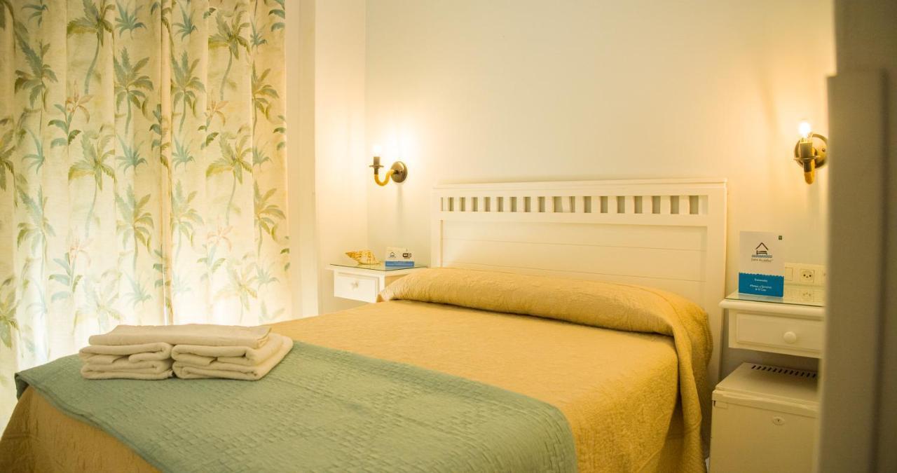 Hostal Patio Andaluz Punta Umbria Luaran gambar